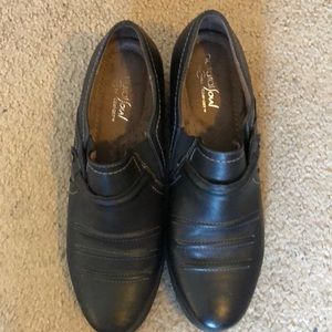 Natural Soul shoes